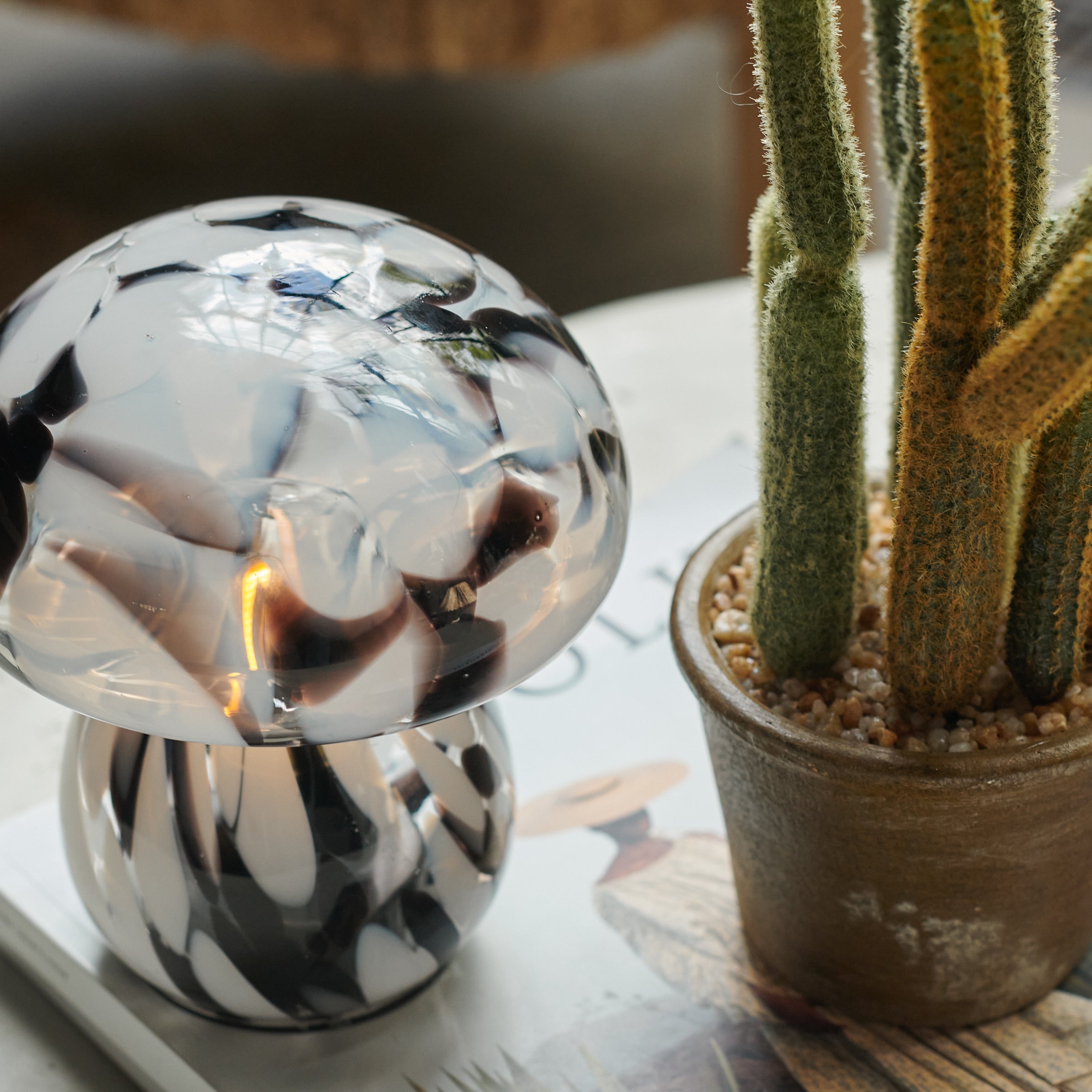 Mushroom Cordless LED Lamp, Noir