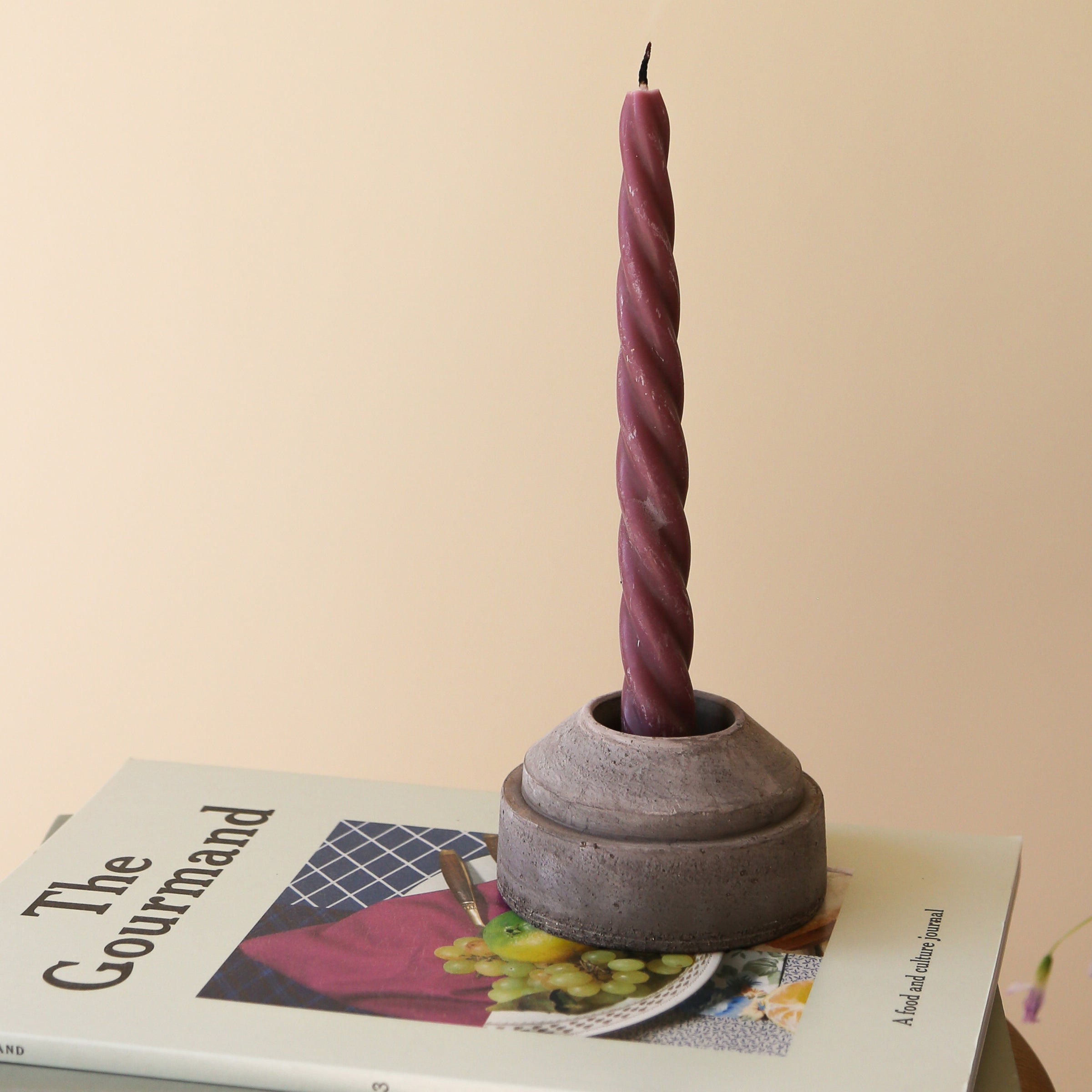 Hoff Candleholder, Raw Grey