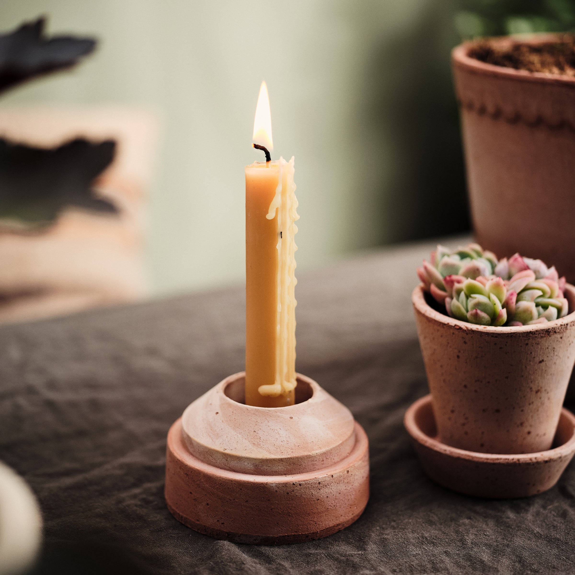Hoff Candleholder, Raw Rosa